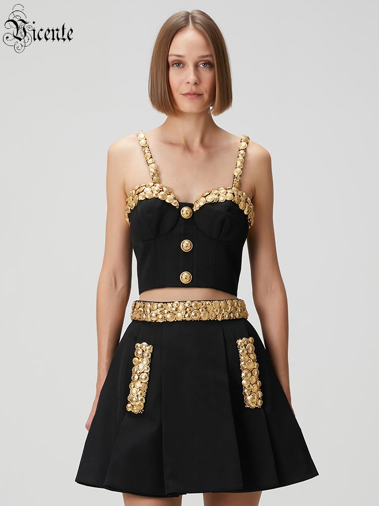 Women'S Formal Evening Wear Tops - VC ブラック ツーピースセットドレス ゴールドボタン付き 高級クロップトップ＆ハイウエストAラインスカート セットアップ