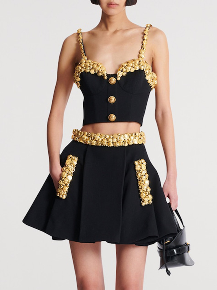 VC ブラック ツーピースセットドレス ゴールドボタン付き  - Women'S Formal Evening Wear Tops のレビューと価格